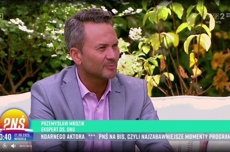 JAK SZYBKO ZASNĄĆ CZYLI NA CZYM POLEGA WOJSKOWA METODA ZASYPIANIA